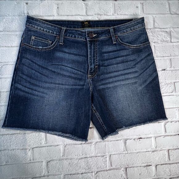𝅺SIZE 14 Lee Riders Denim Jean Shorts - Picture 1 of 5